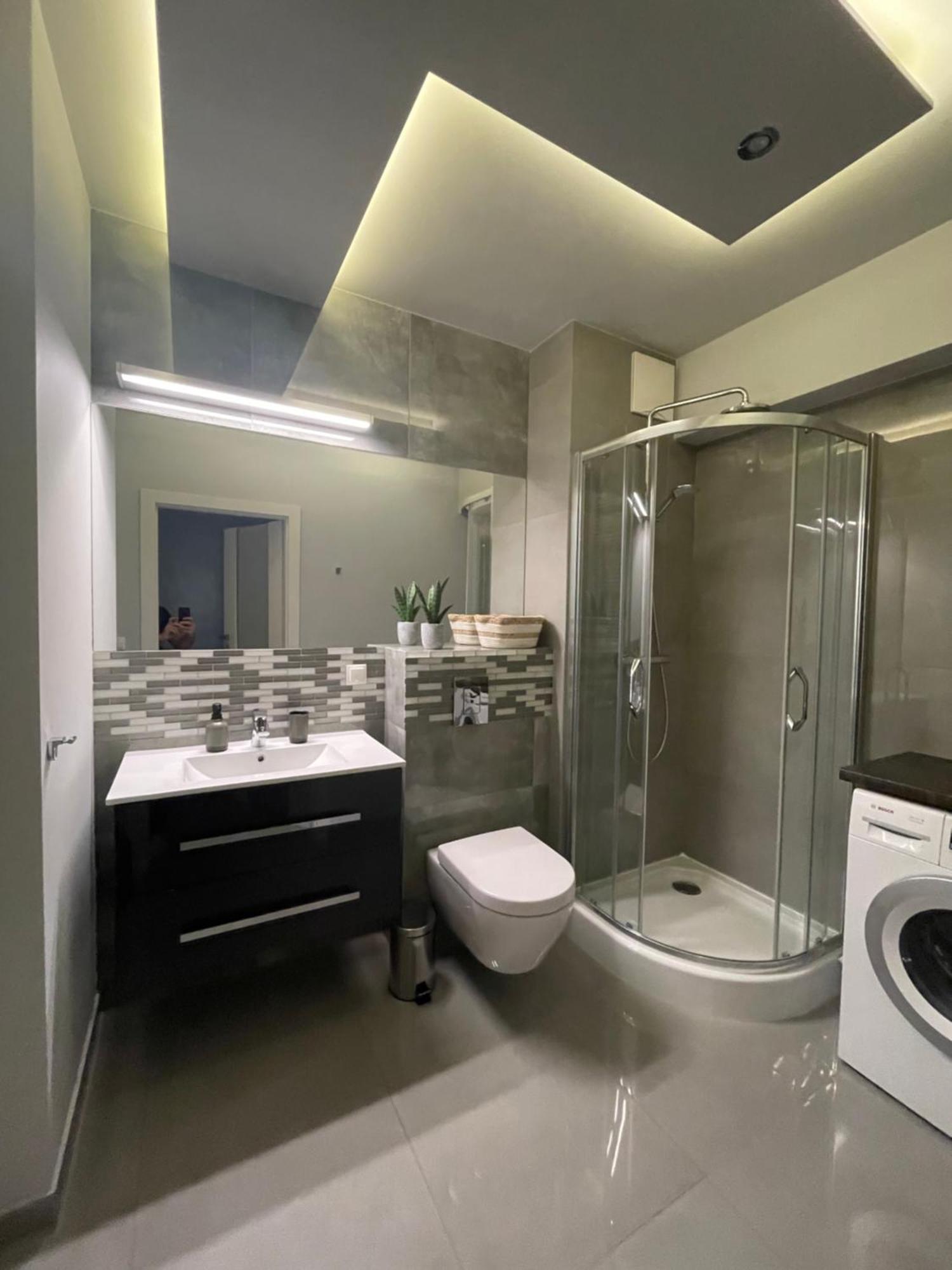 Wenecjanska Comfort Apartment, Free Parking, Self Check-In 24H Poznań Eksteriør billede
